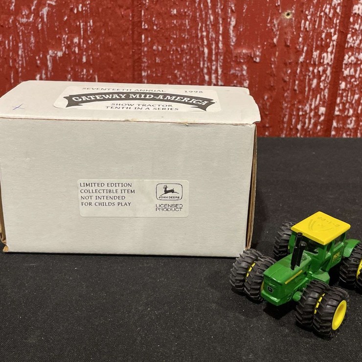 1998 JOHN DEERE 7520