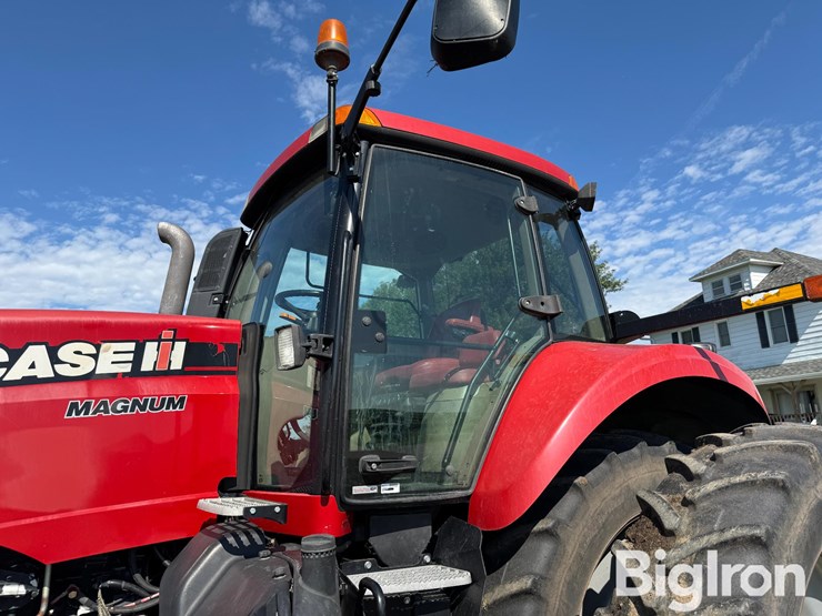 2011-case-ih-magnum-340-image-19