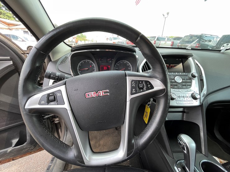 2010-gmc-terrain-slt-image-63