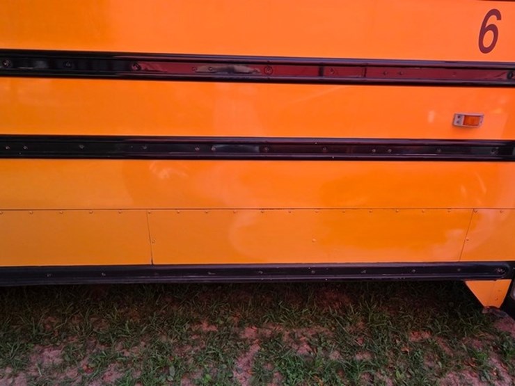 2007-freightliner-school-bus-(runs)-(title)-image-10