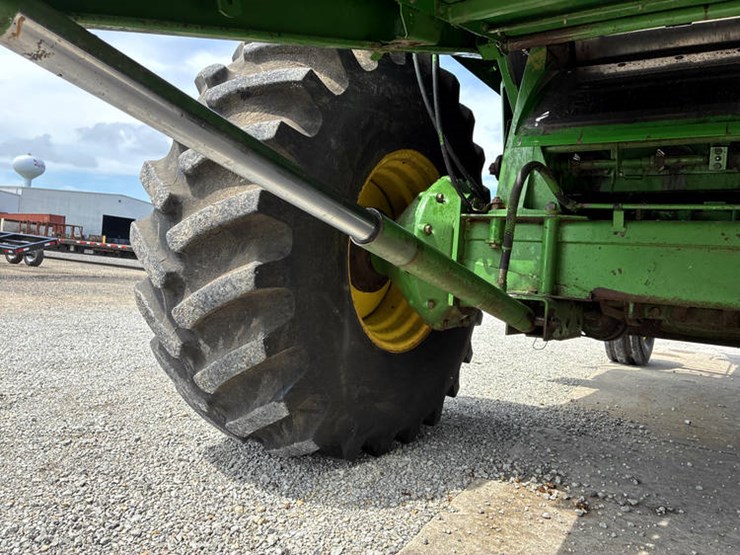1983-john-deere-6620-image-17