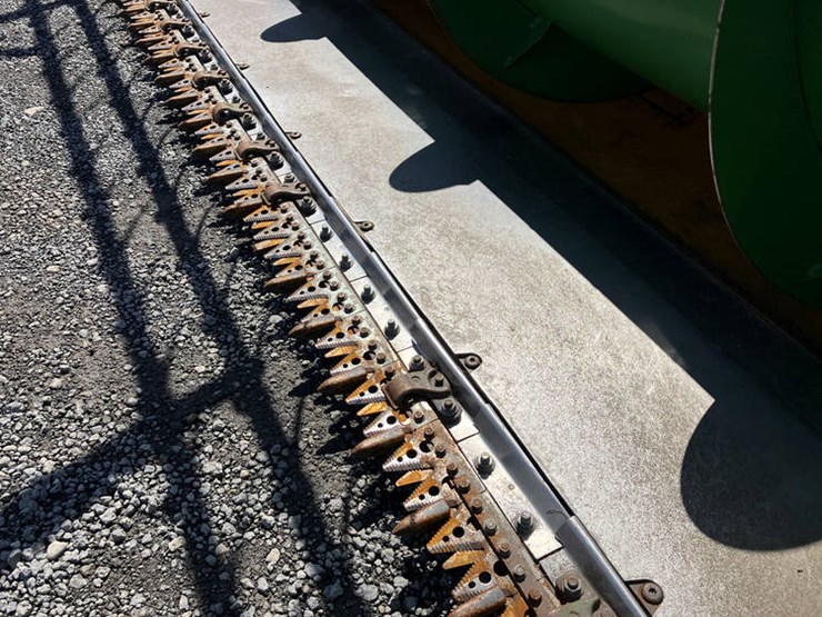 2015-john-deere-635f-image-5