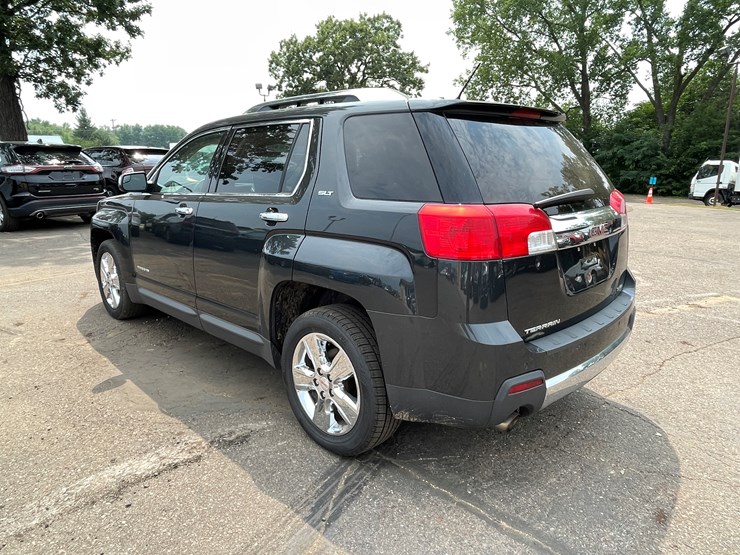 2014-gmc-terrain-slt-image-7