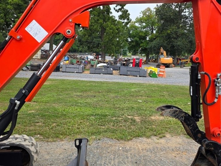2021-kubota-kx033-4-image-30