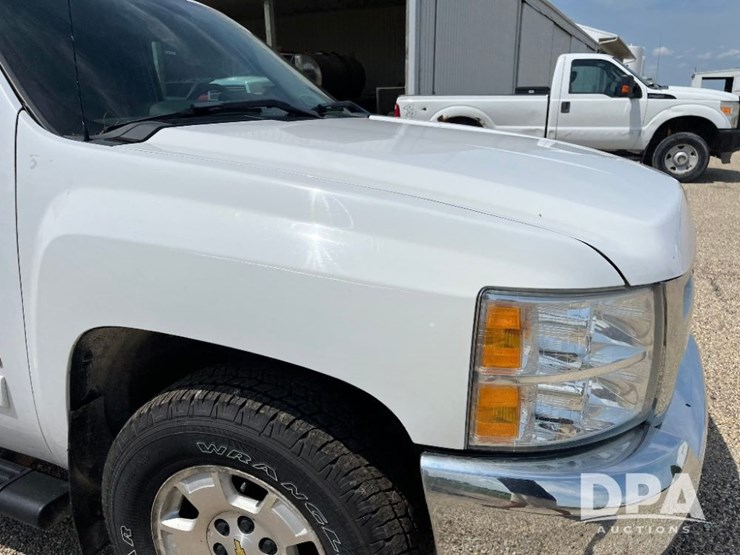 2012-chevrolet-silverado-image-26