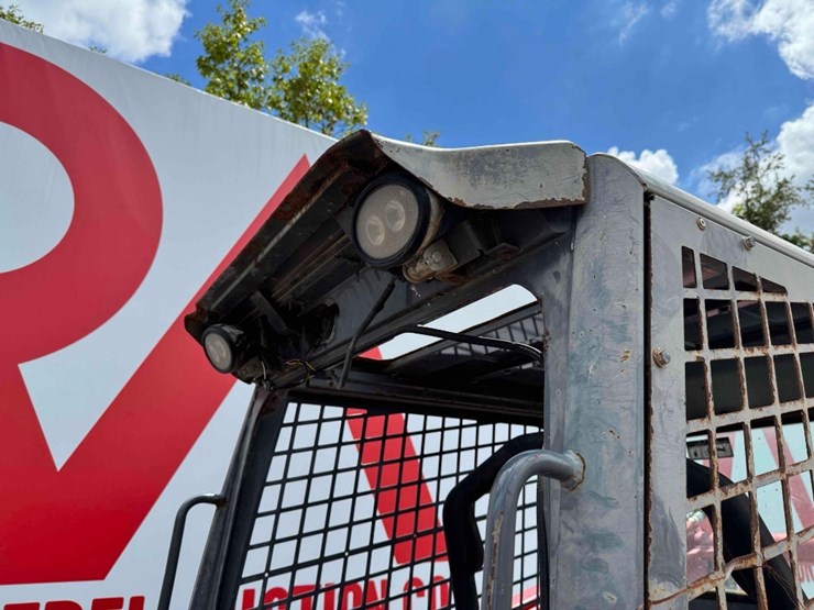 takeuchi-tl12v2-image-14