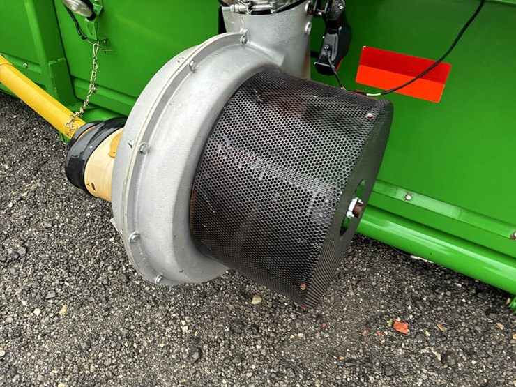 2013-john-deere-635f-image-11