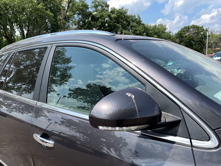 2013-buick-enclave-image-35