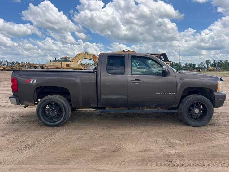 2008-chevrolet-silverado-image-5