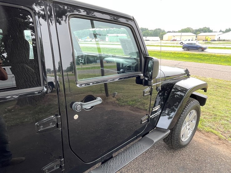2007-jeep-wrangler-unlimited-sahara-image-38