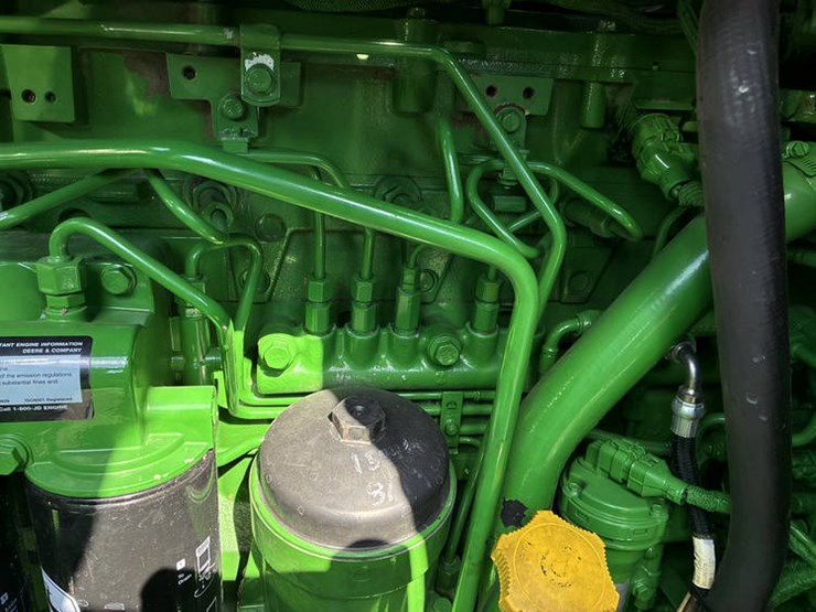 2013-john-deere-s670-image-93