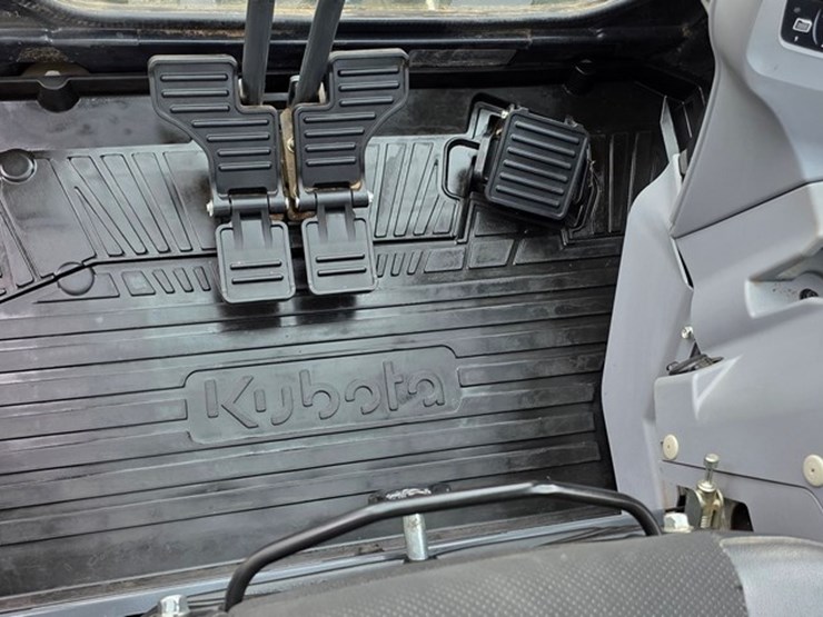 2021-kubota-kx033-4-image-52