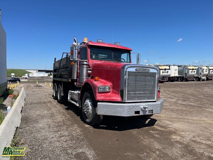 1993-freightliner-fld120-image-16