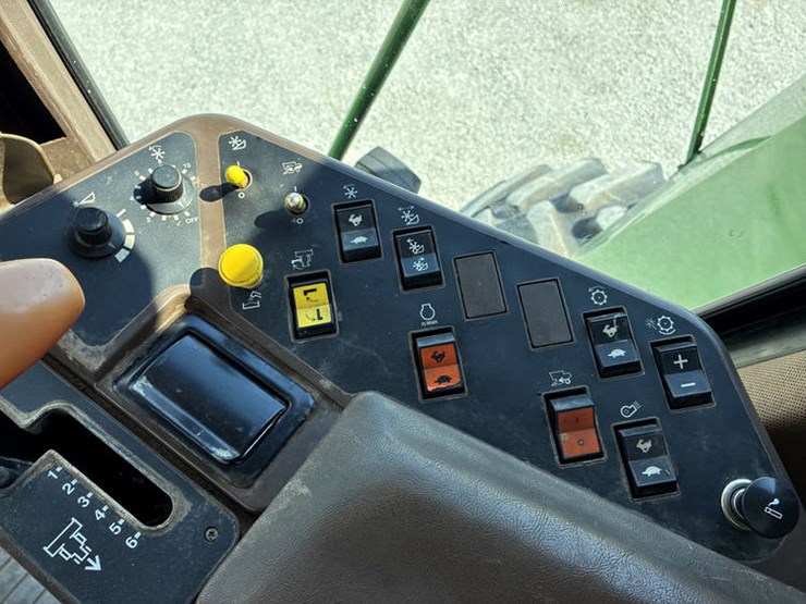 1998-john-deere-9610-image-89