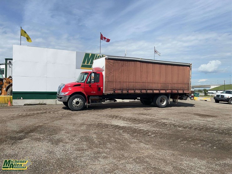 2009-international-durastar-4300-image-1
