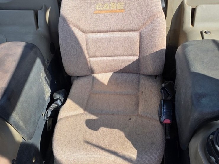 2012-case-850l-xlt-image-67