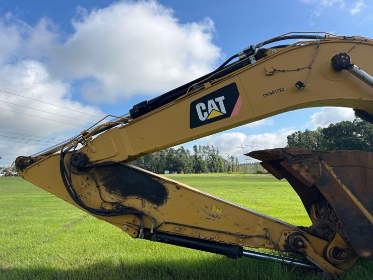 caterpillar-336-image-23