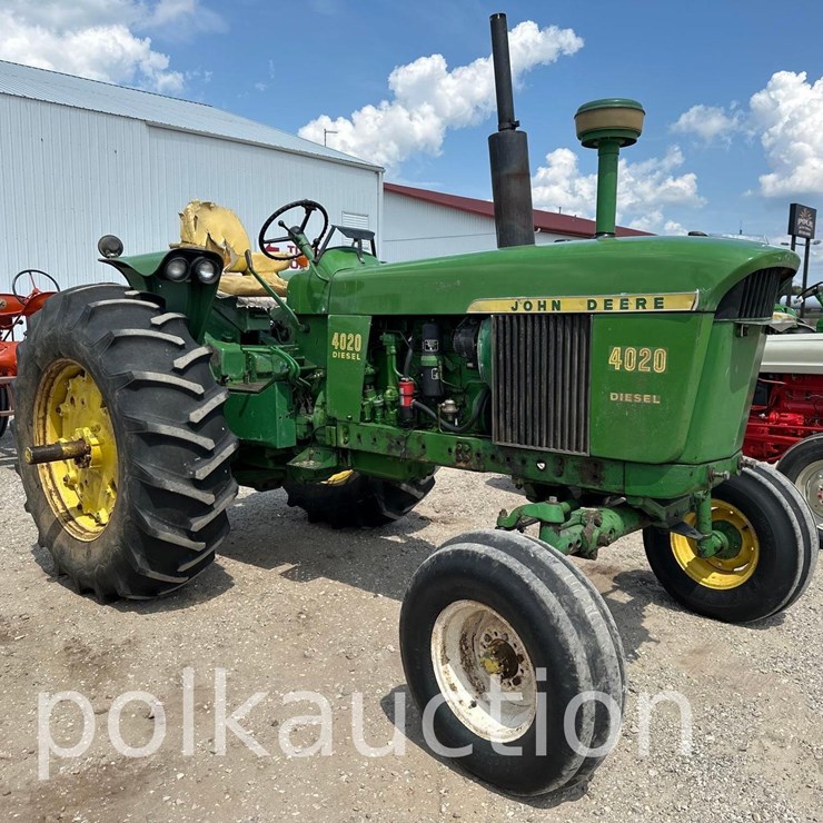 JOHN DEERE 4020