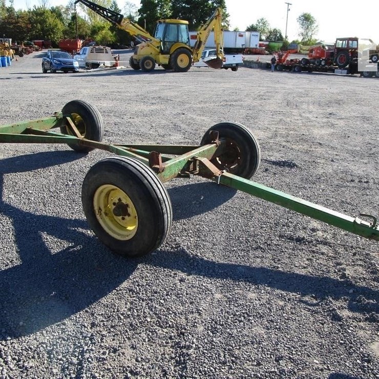JOHN DEERE 1065