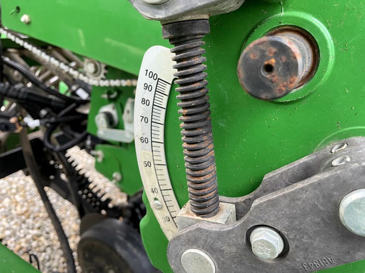 2017-john-deere-1990-image-77