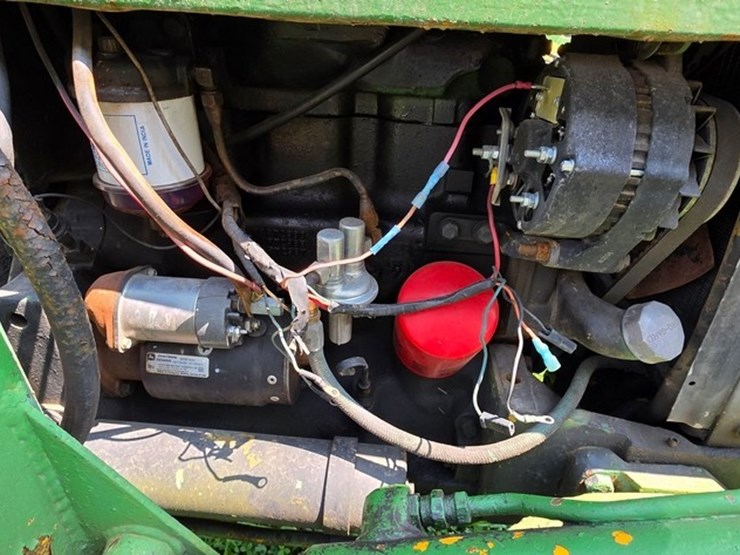 john-deere-300-image-30