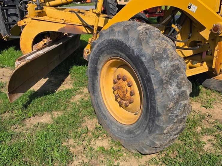 2009-caterpillar-140m-vhp-image-51