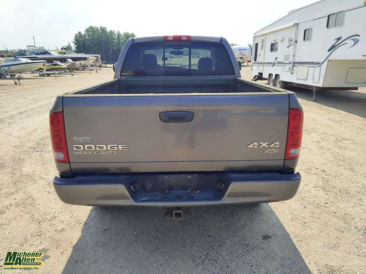 2003-dodge-ram-2500-image-16