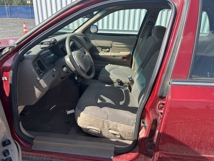 2000-ford-2000-image-12