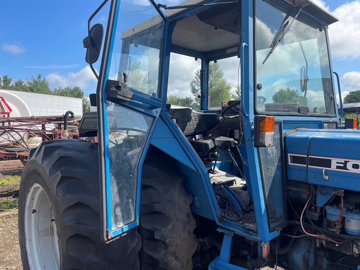 ford-4610-image-15