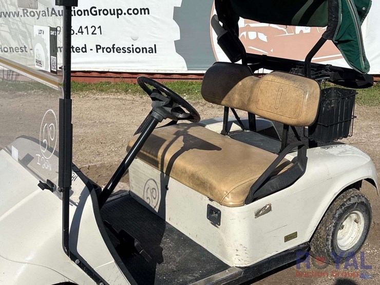 ez-go-electric-golf-cart-image-1