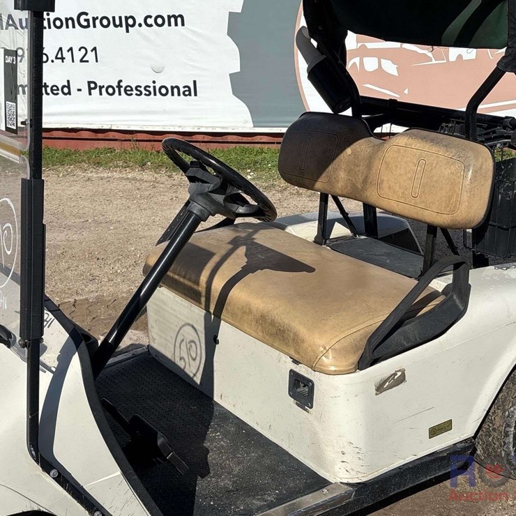 EZ-GO Electric Golf Cart