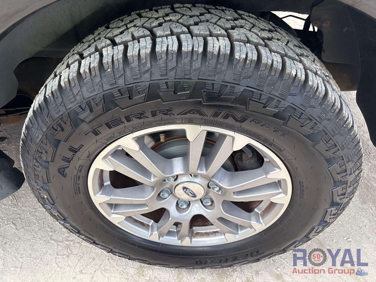 2010-ford-expedition-image-26