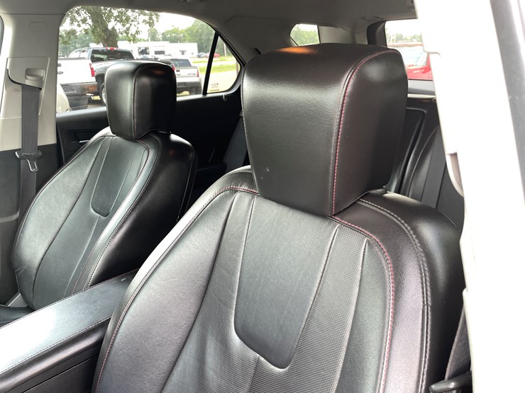 2010-chevrolet-equinox-image-37