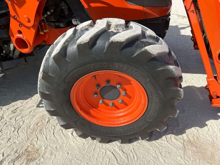 2007-kubota-m5040d-image-8