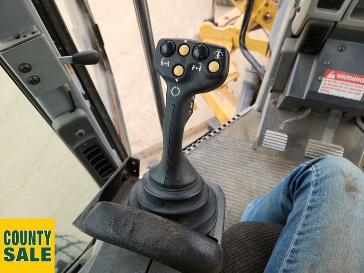 2008-caterpillar-14m-image-9
