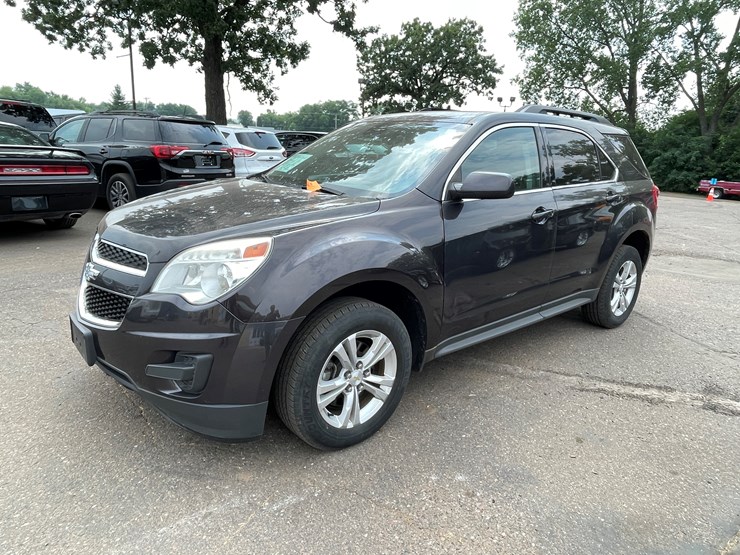 2013-chevrolet-equinox-lt-image-1