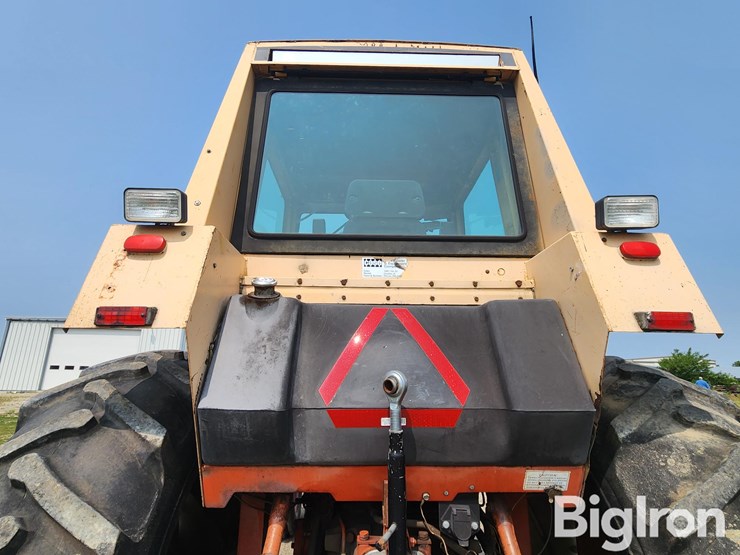 1972-case-1070-agri-king-2wd-tractor-image-19