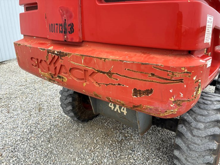 2015-skyjack-sj61t-image-30
