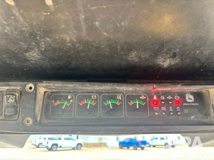 john-deere-250-image-44