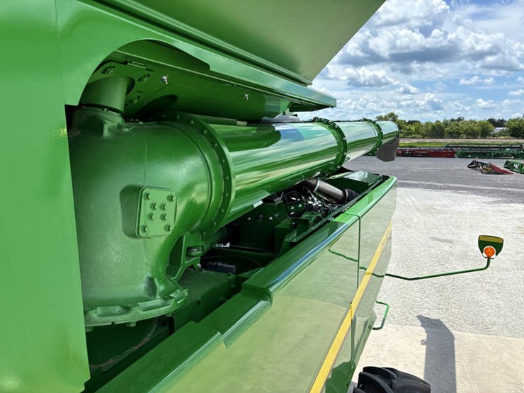 2023-john-deere-s780-image-100