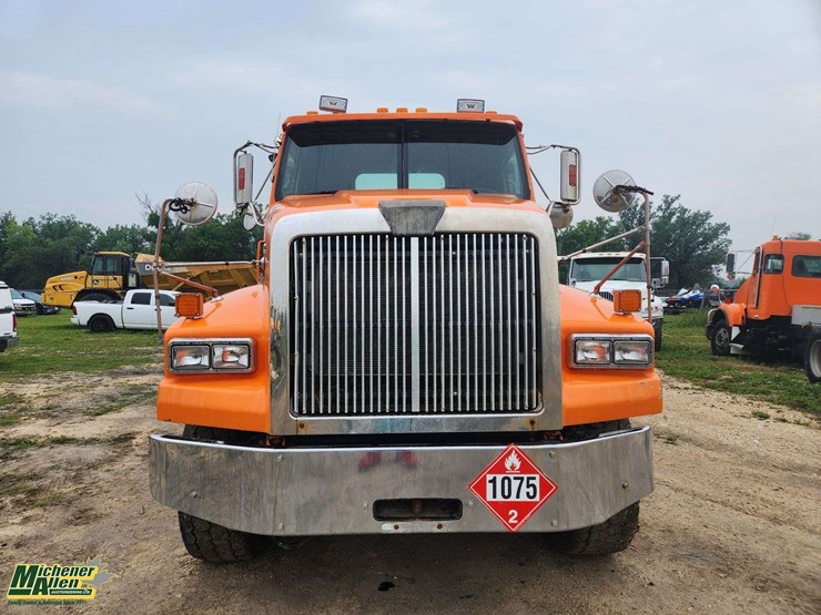 2008-western-star-4900-image-16