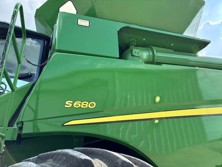 2017-john-deere-s680-image-35