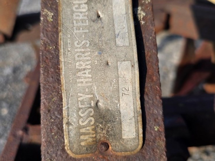 massey-ferguson-72-image-6