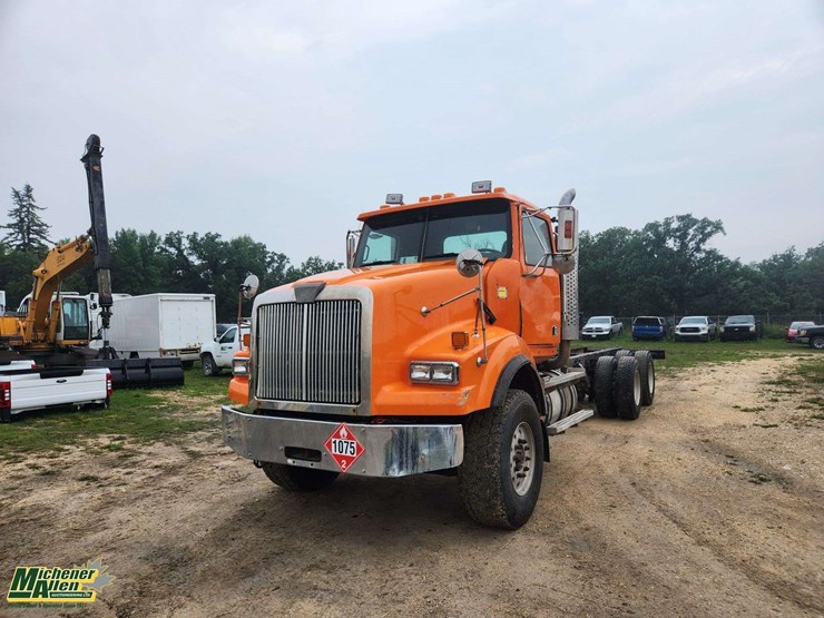 2008-western-star-4900-image-2
