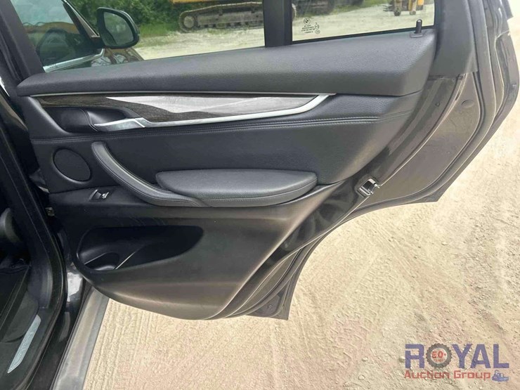 2016-bmw-x5-image-21