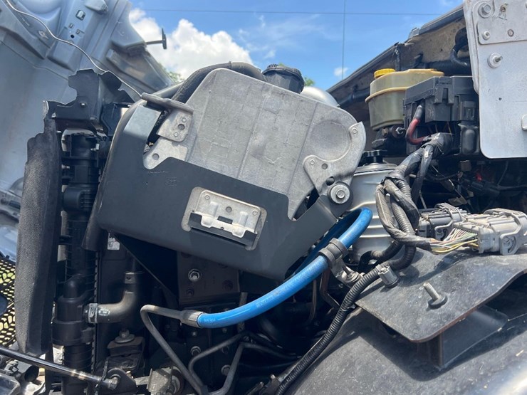 2017-ford-f750-image-12