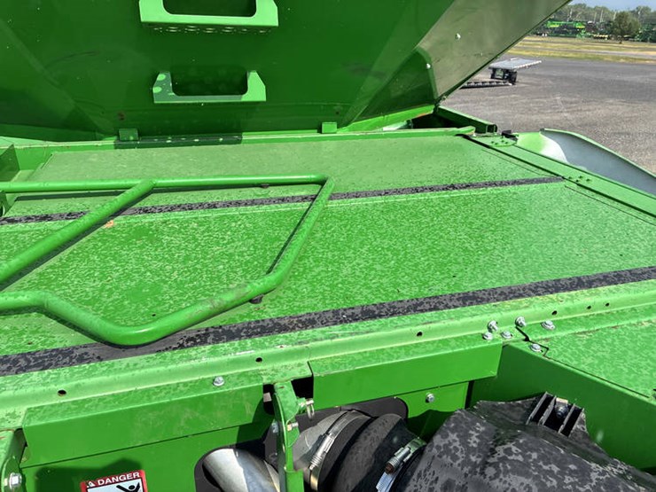2017-john-deere-s680-image-93