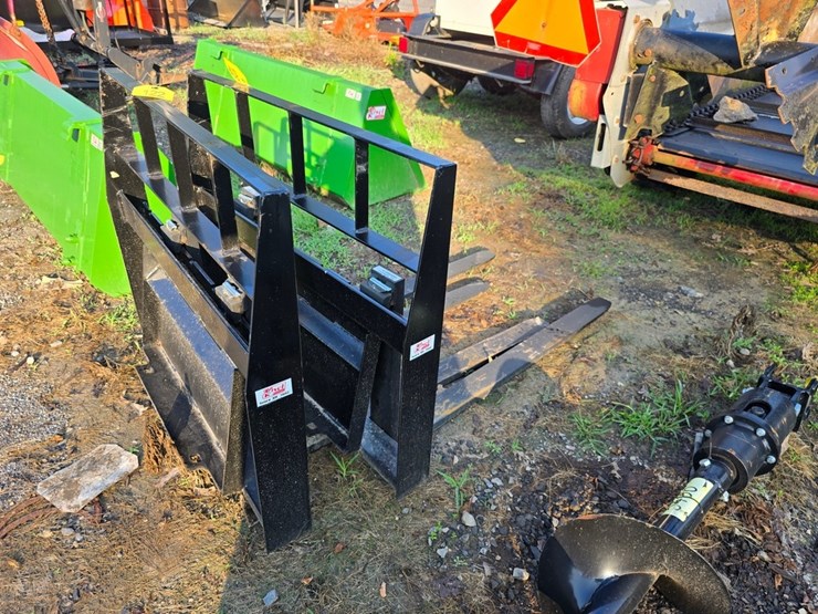 new-walk-behind-pallet-forks-image-1