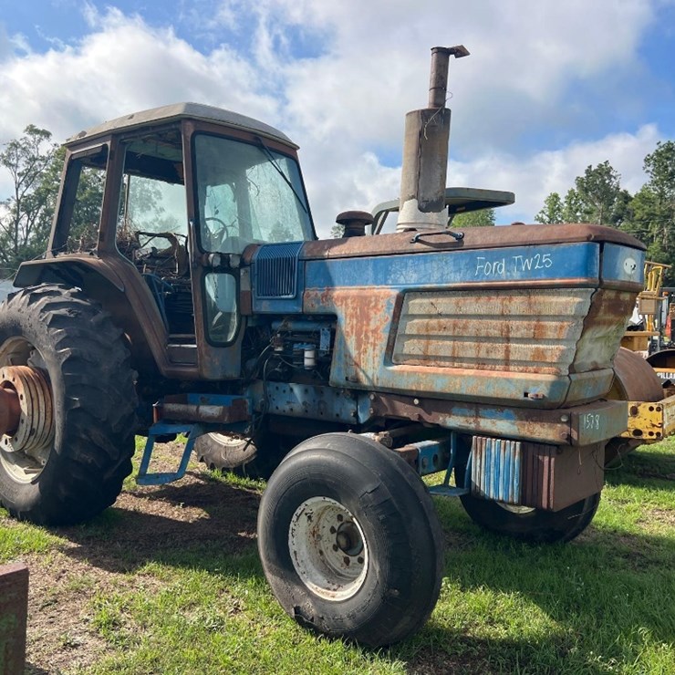 FORD TW25