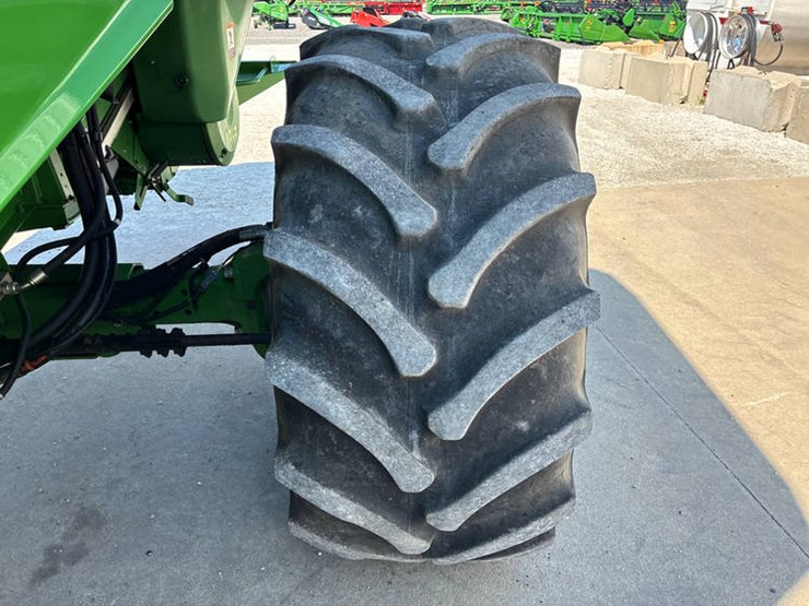 2013-john-deere-s690-image-41